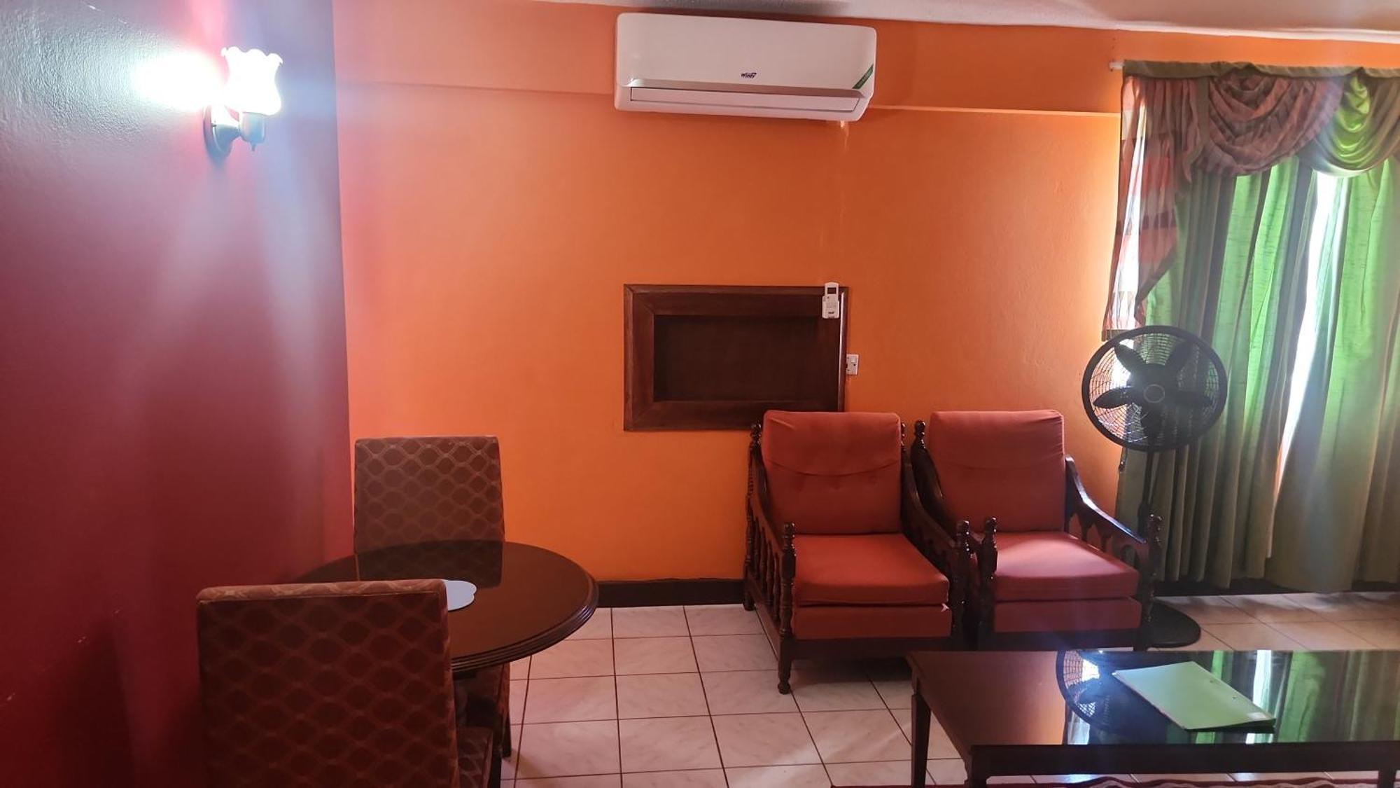 Turtle Towers Apartman Ocho Rios Kültér fotó